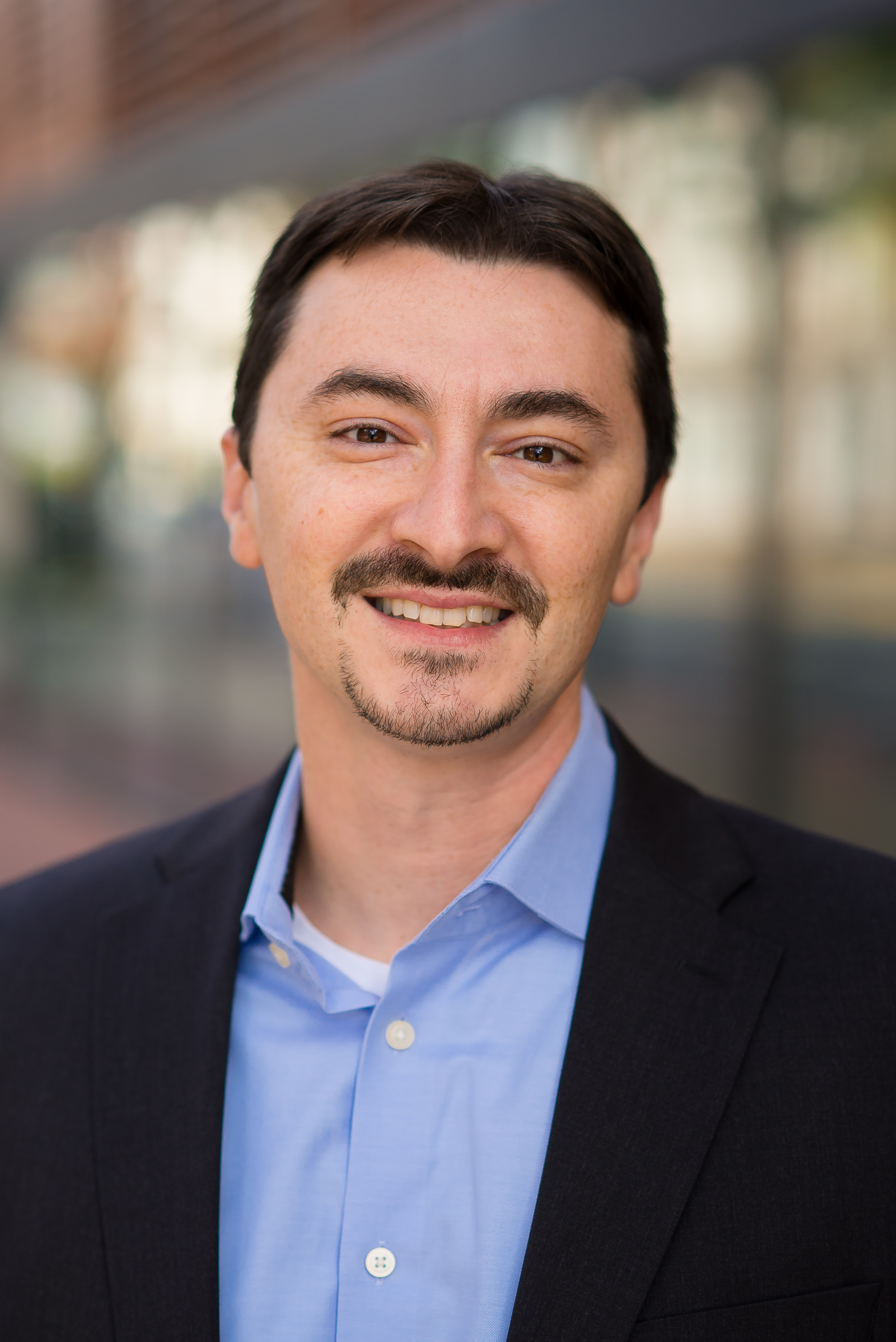 Alex Chausovsky - Headshot