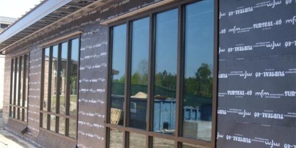 How to keep parapet walls waterproof