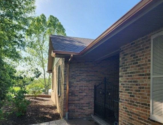 Washington Roofing & Construction - gutters