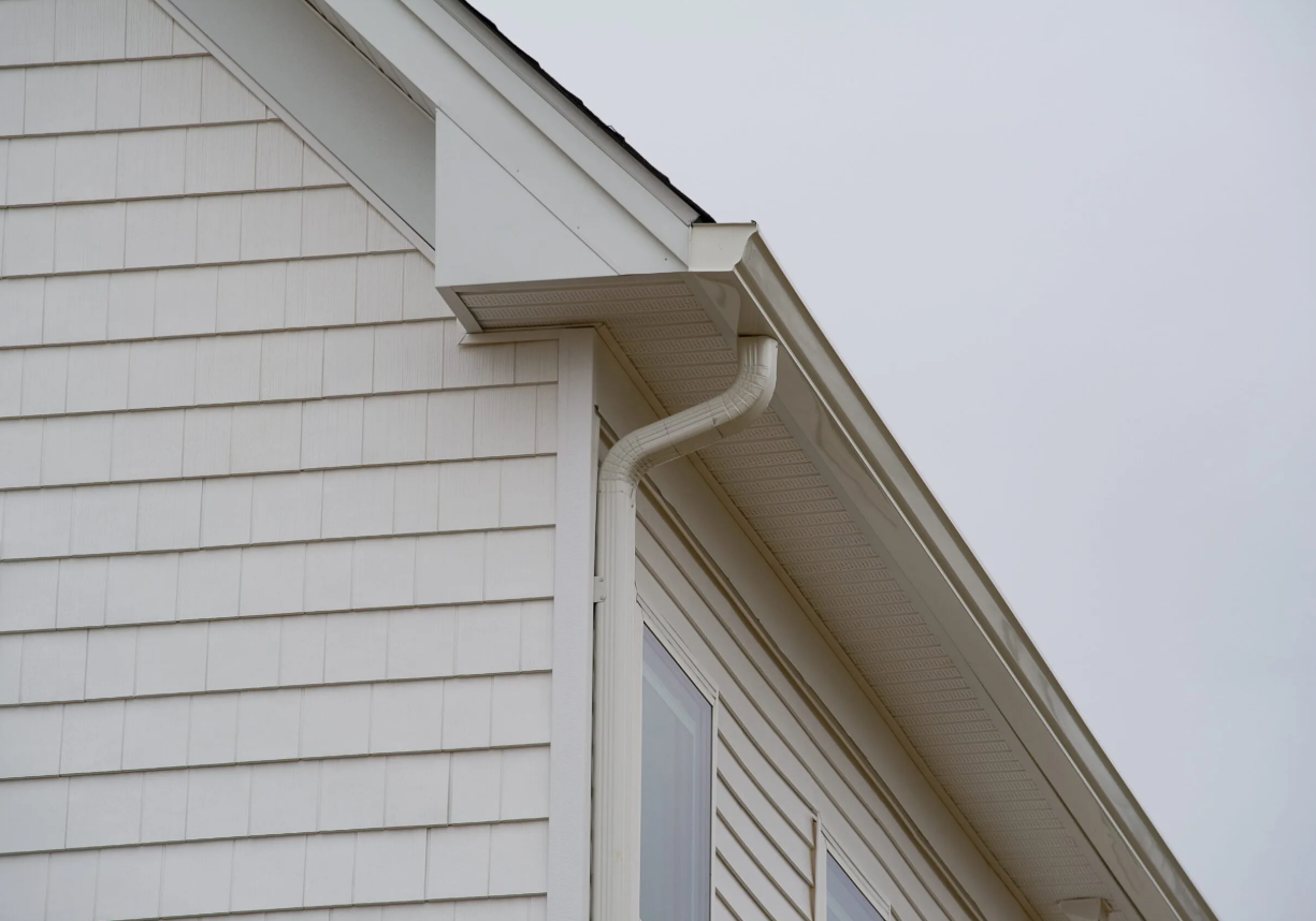Stellar Roofing - gutters